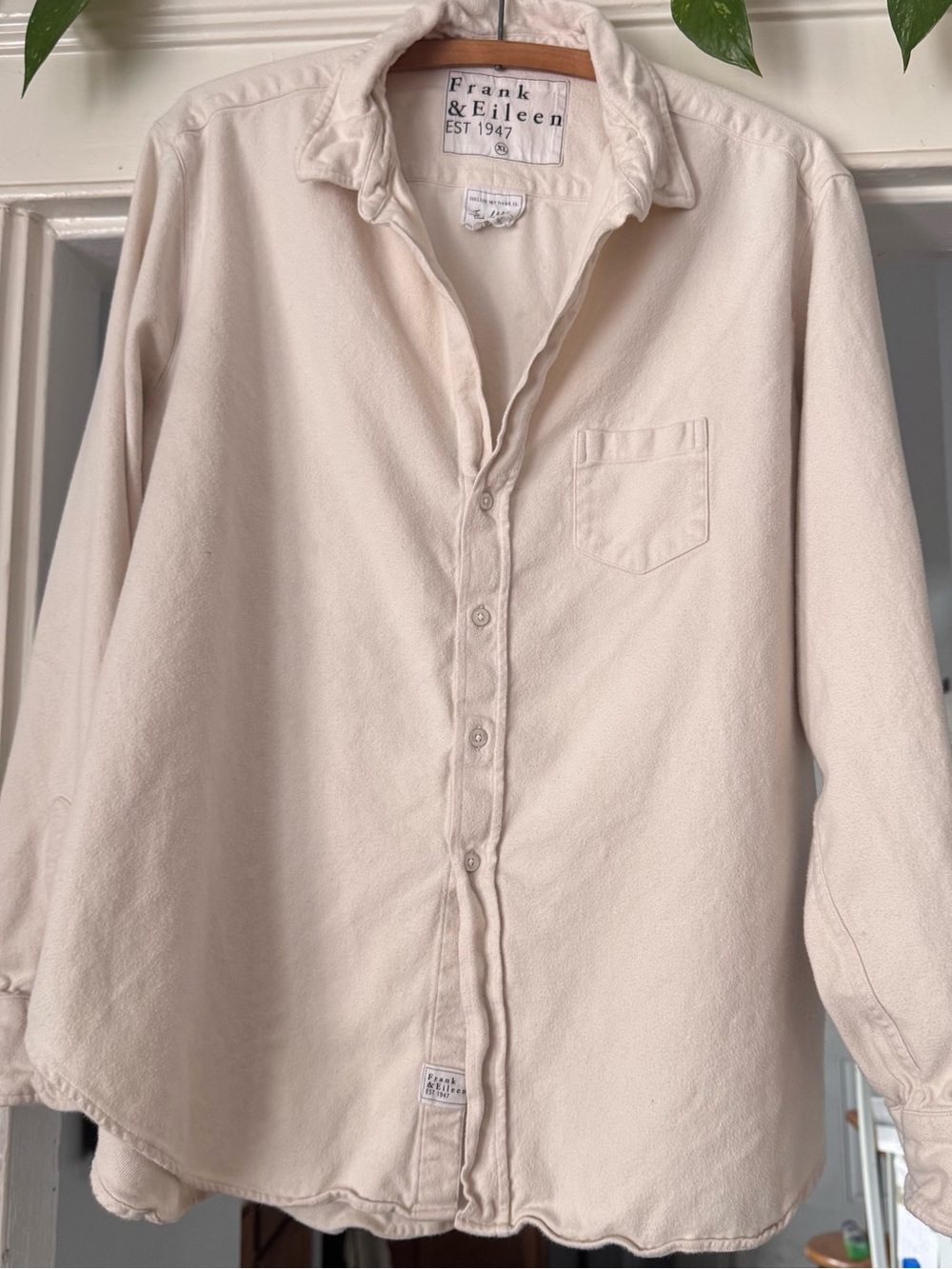 Frank & Eileen Shirt Top Womens extra Large Cream Tan Flannel Chamois Cotton xl